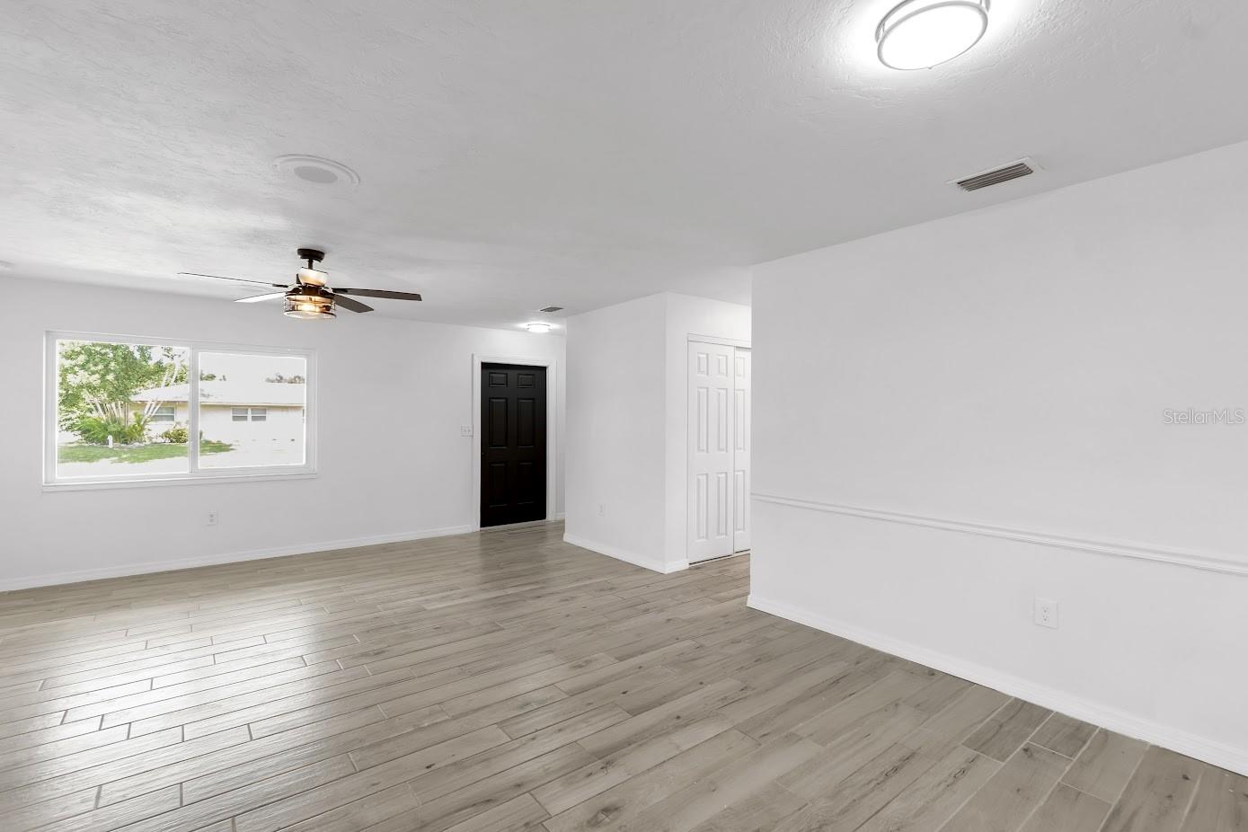 Image 7 of 40 For 2544 Orsova Way