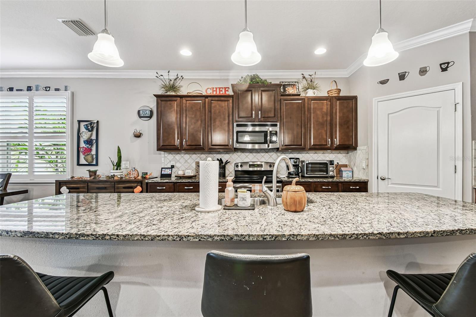 Image 31 of 78 For 3006 Oriole Drive
