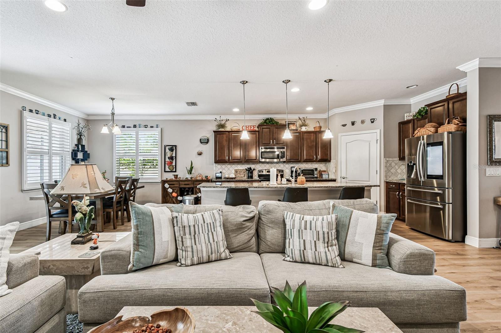 Image 37 of 78 For 3006 Oriole Drive