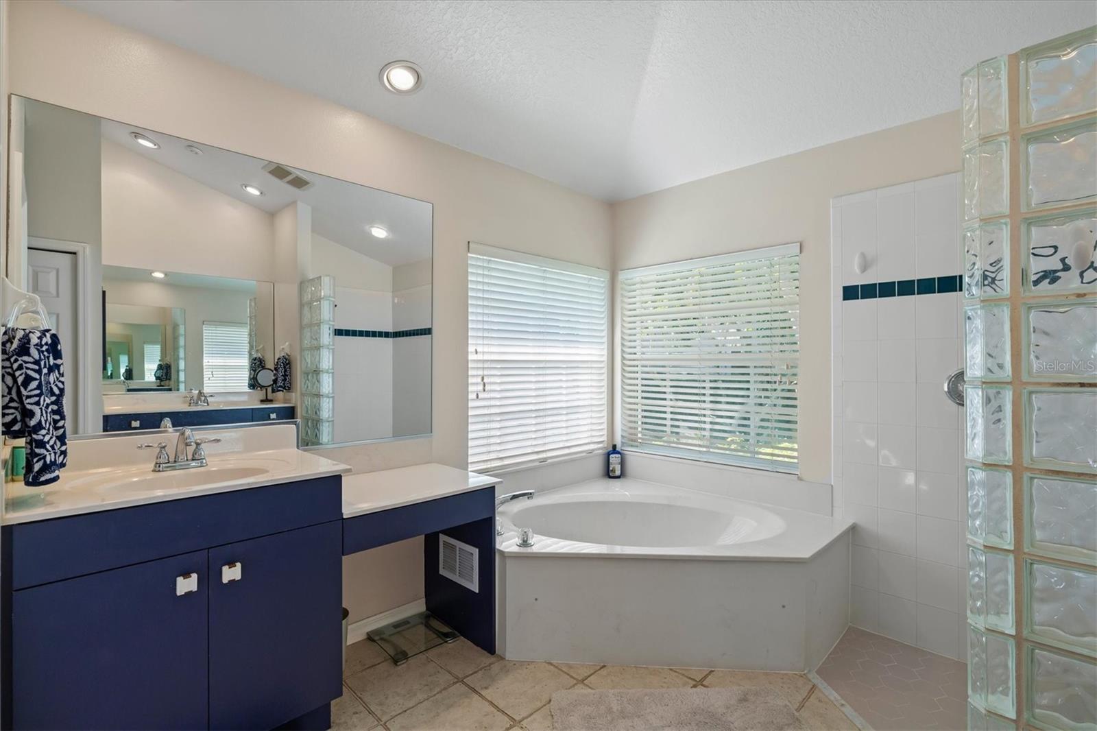 Image 37 of 98 For 2042 Timucua Trail