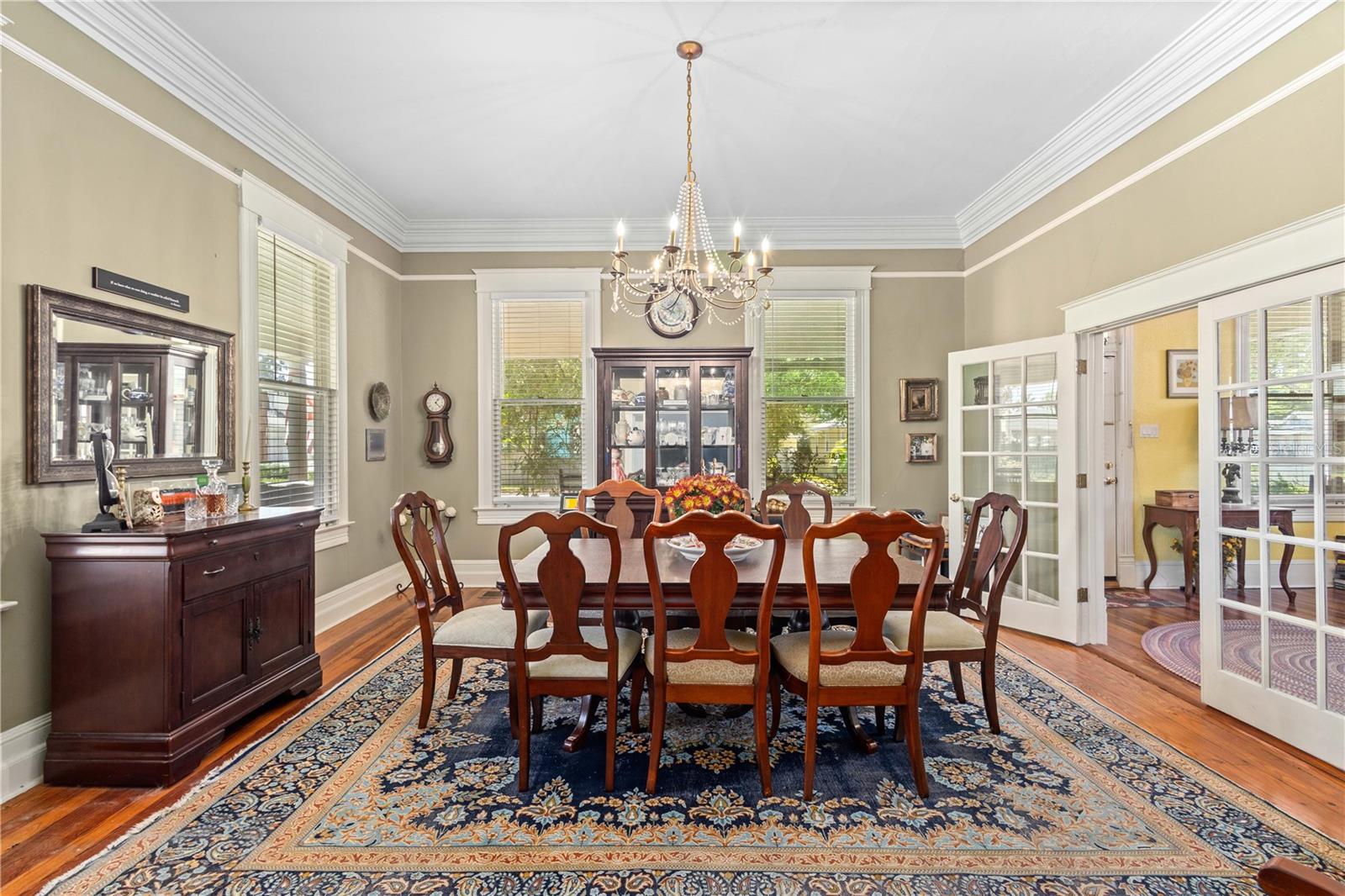 Image 5 of 34 For 501 Euclid Avenue