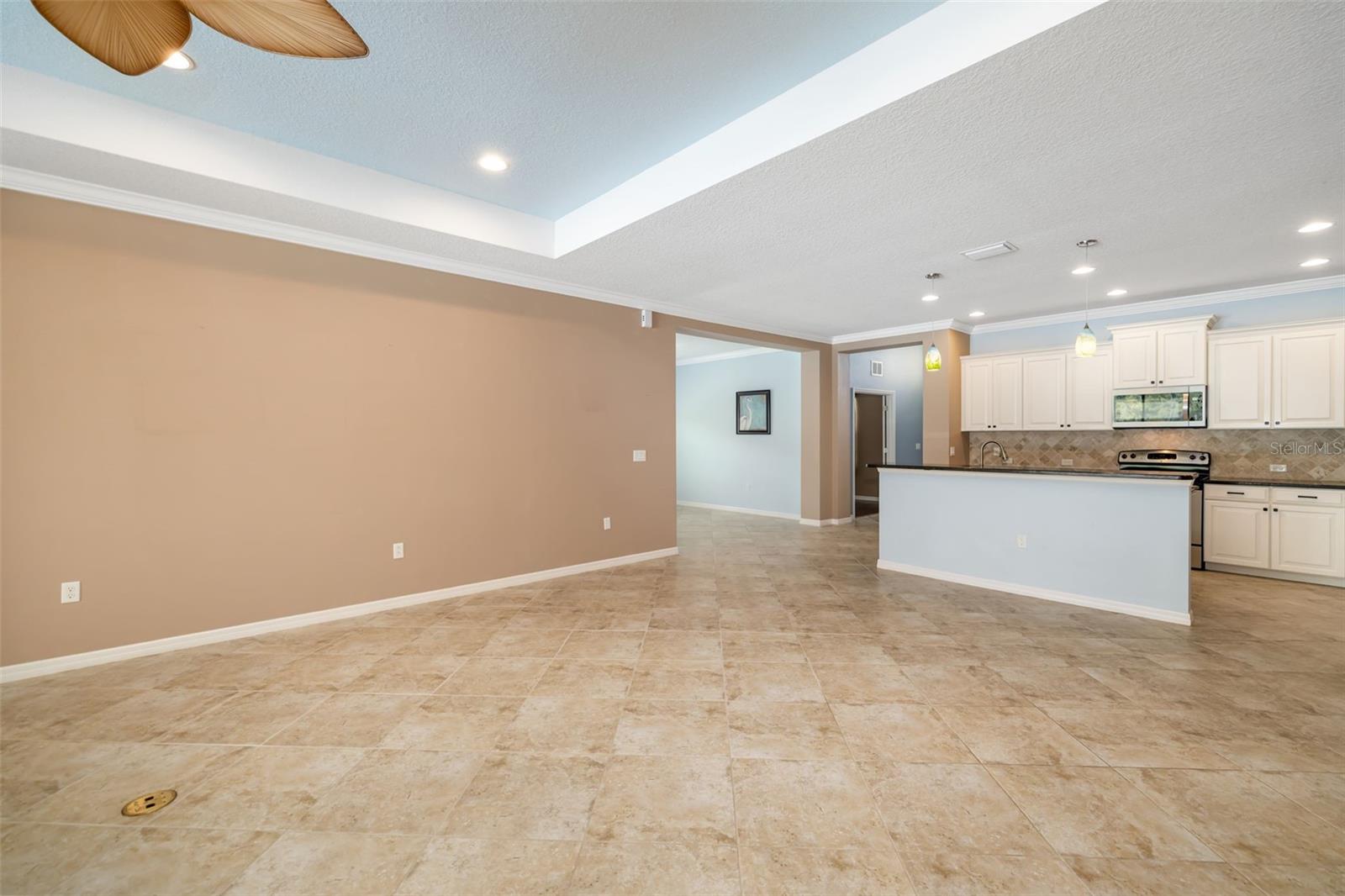 Image 15 of 74 For 16422 Rivers Reach Boulevard