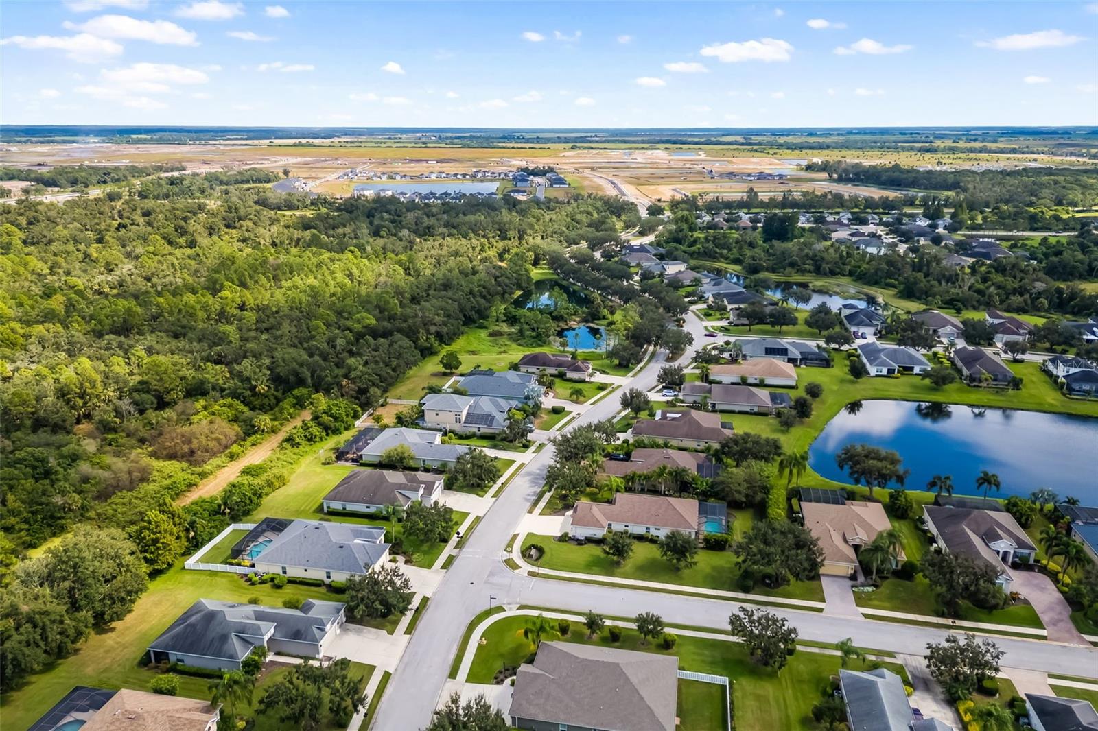 Image 50 of 74 For 16422 Rivers Reach Boulevard