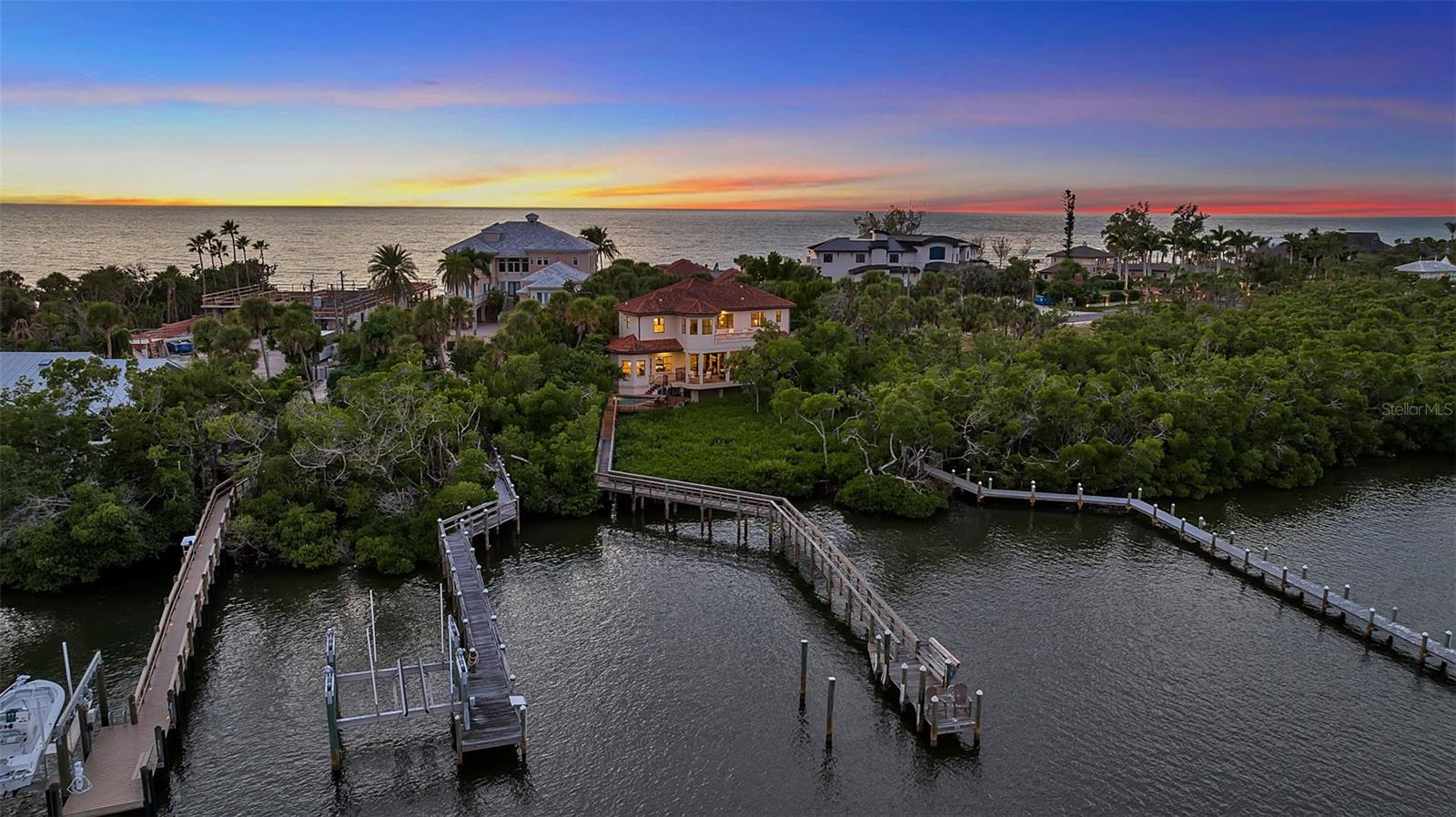 Image 19 of 75 For 2508 Casey Key Road