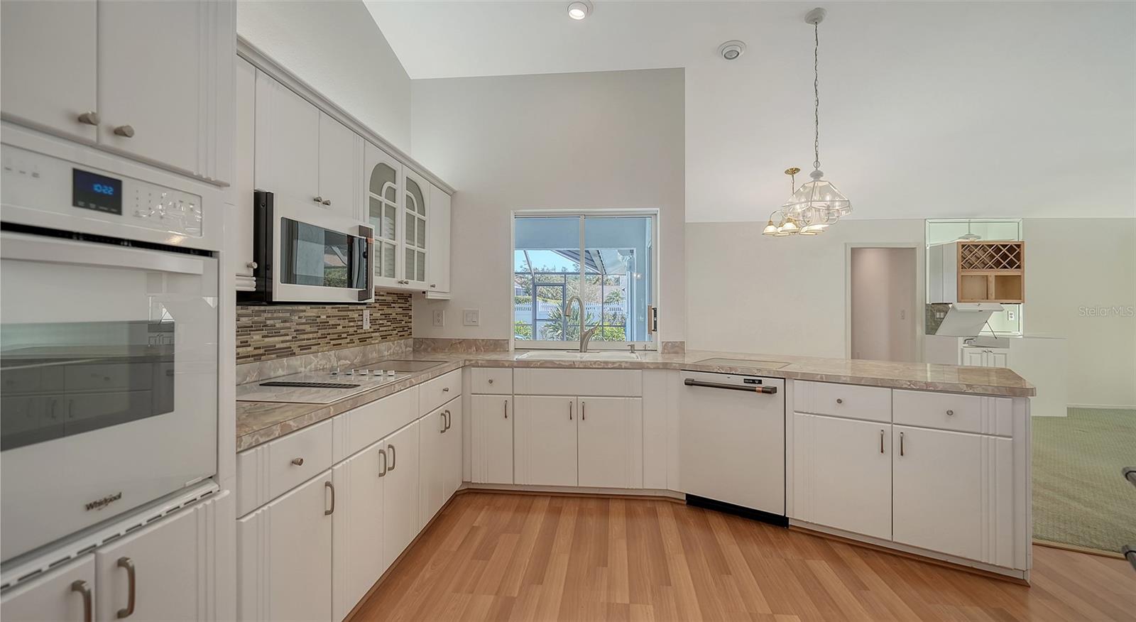 Image 13 of 54 For 4487 Diamond Circle E