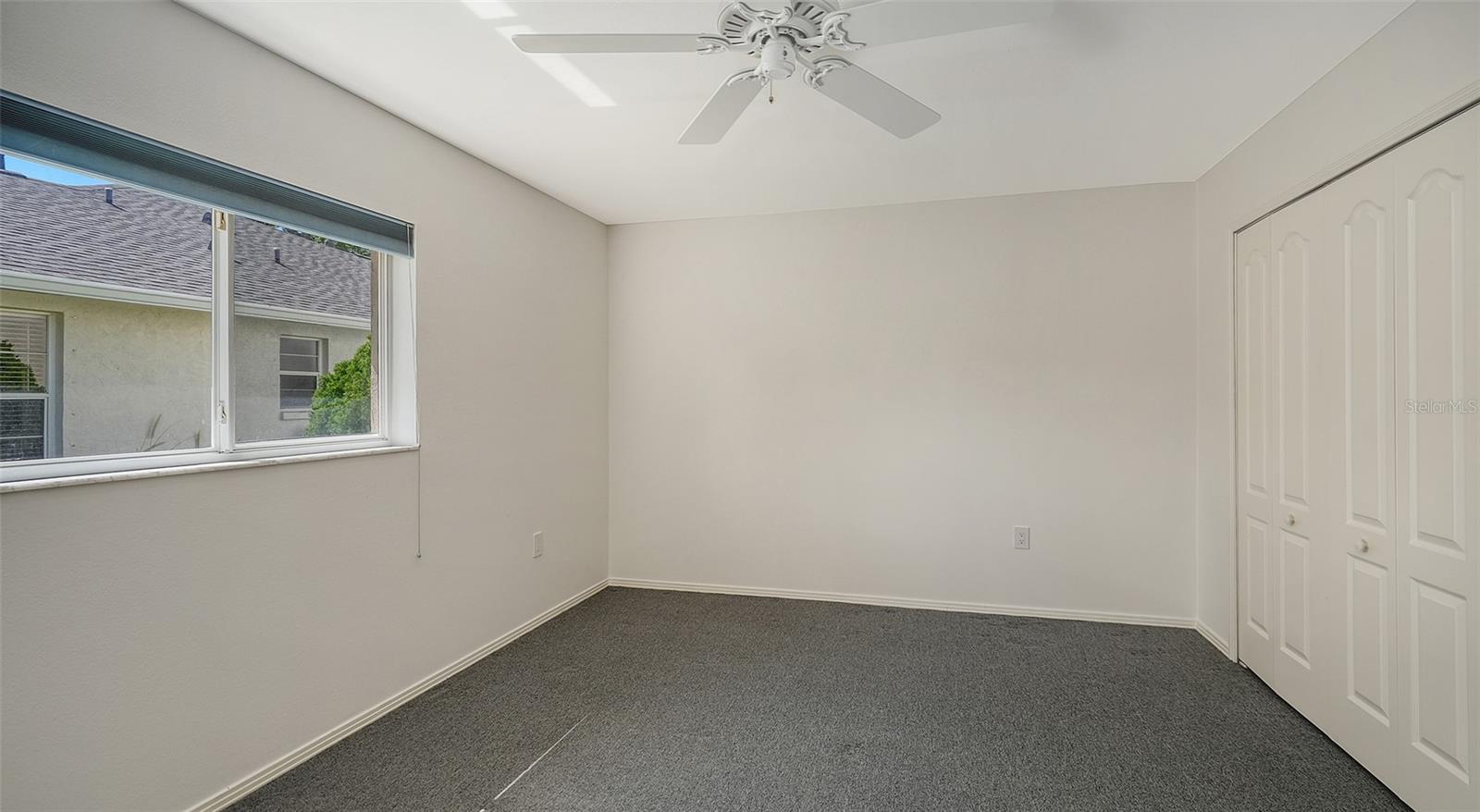 Image 32 of 54 For 4487 Diamond Circle E