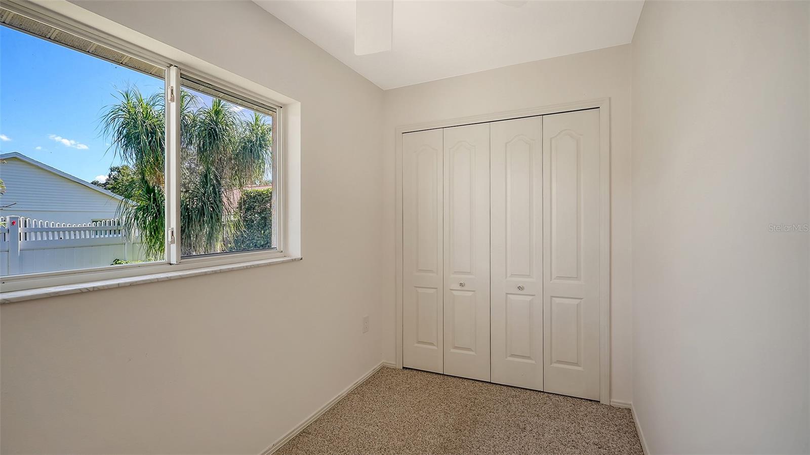Image 33 of 54 For 4487 Diamond Circle E