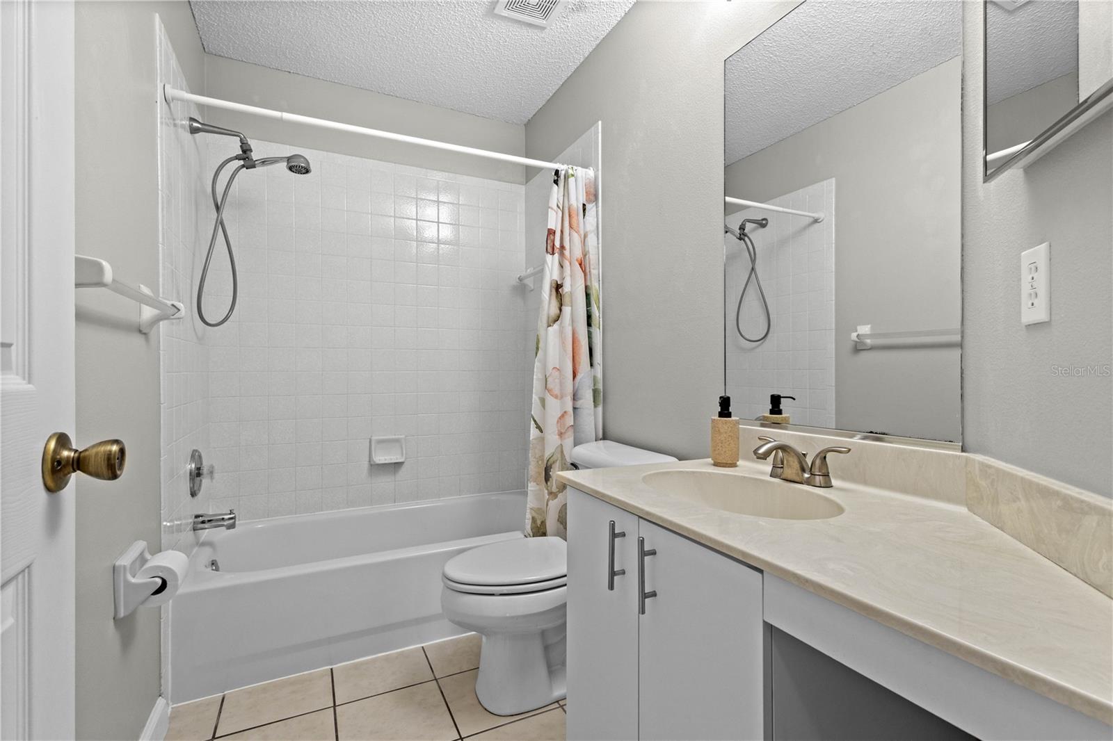 Image 18 of 28 For 3755 Wake Avenue
