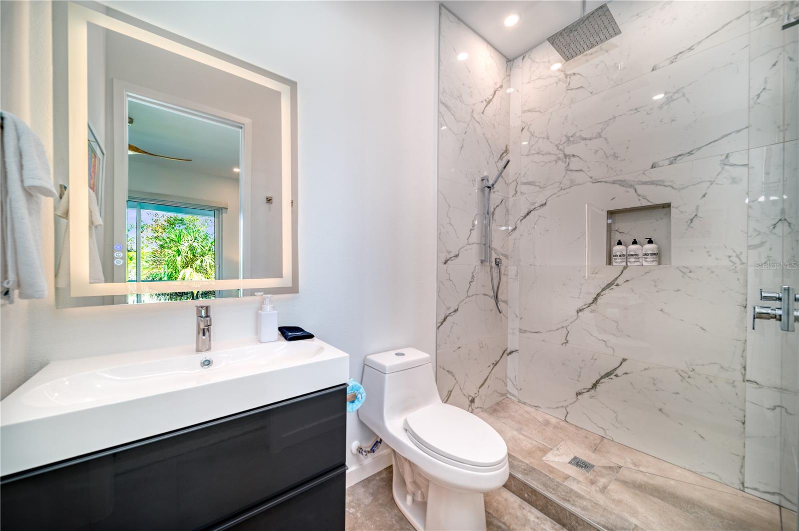 Image 44 of 64 For 2585 Clematis Street