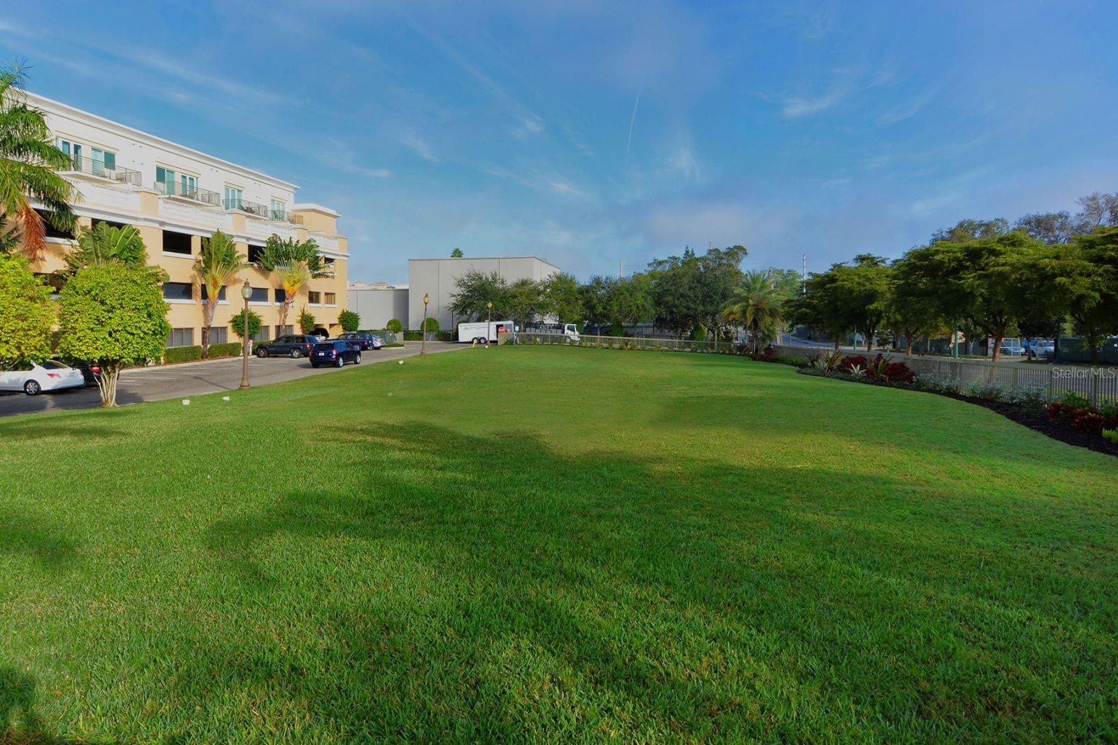 Image 51 of 60 For 800 Tamiami Trail 1506