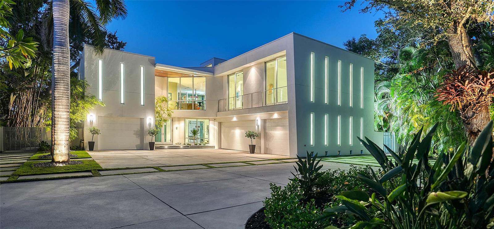 Image 8 of 80 For 251 Cedar Park Circle