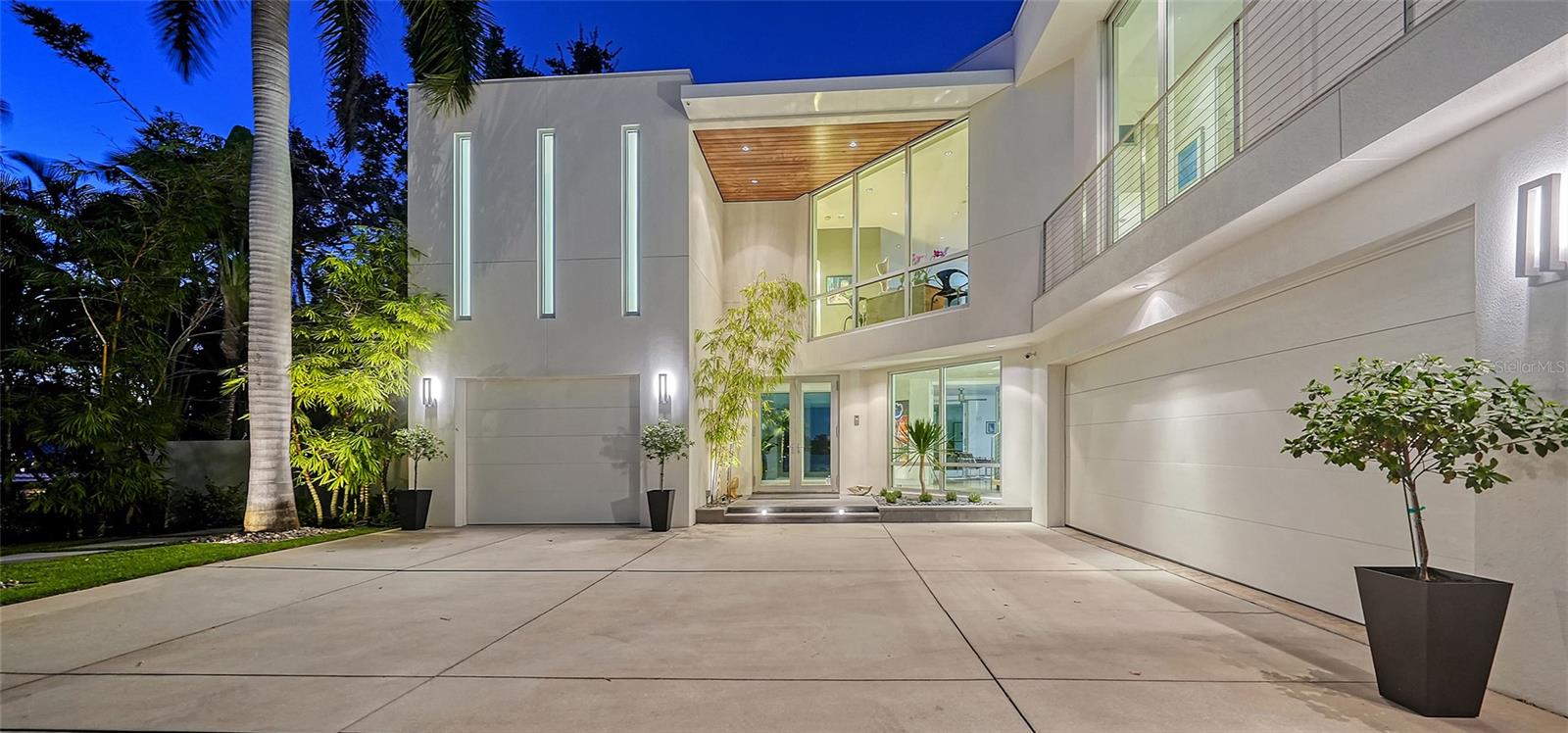 Image 9 of 80 For 251 Cedar Park Circle