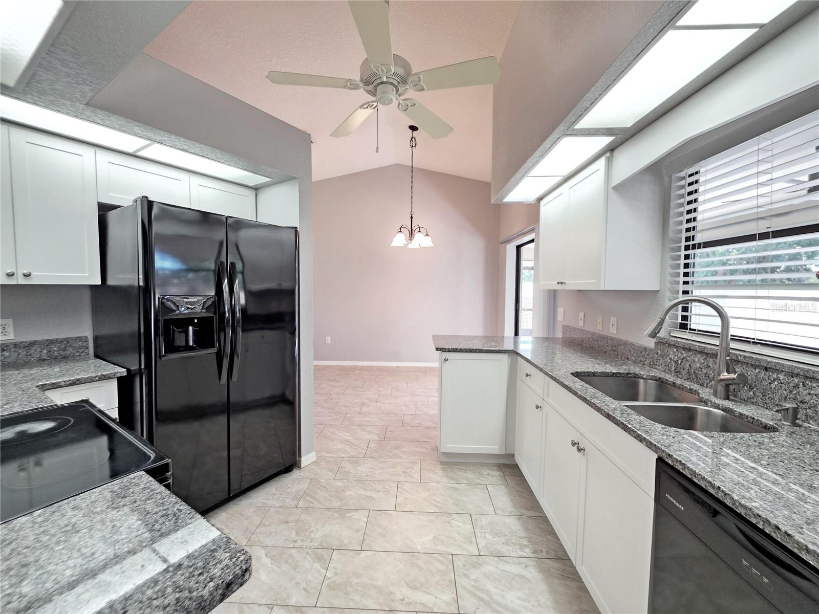 Image 6 of 25 For 920 Tanager Road