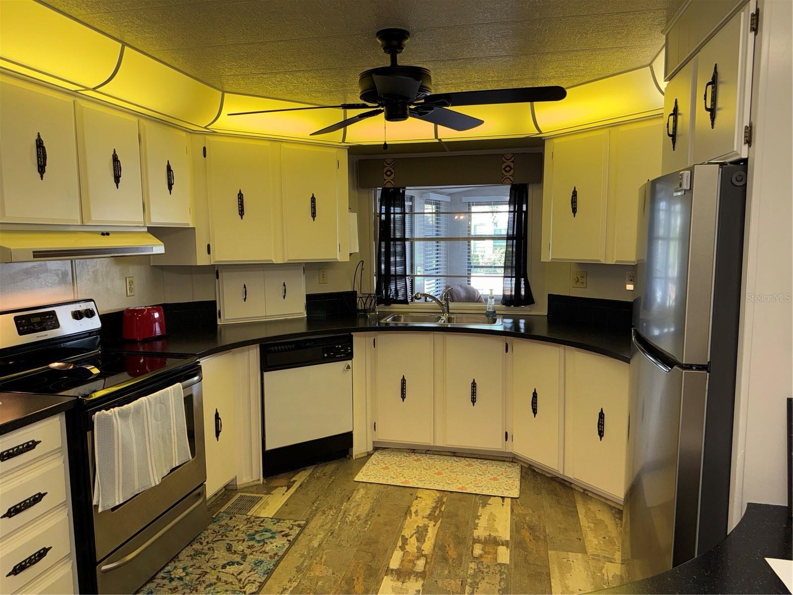 Image 3 of 25 For 41 Lafitte Drive