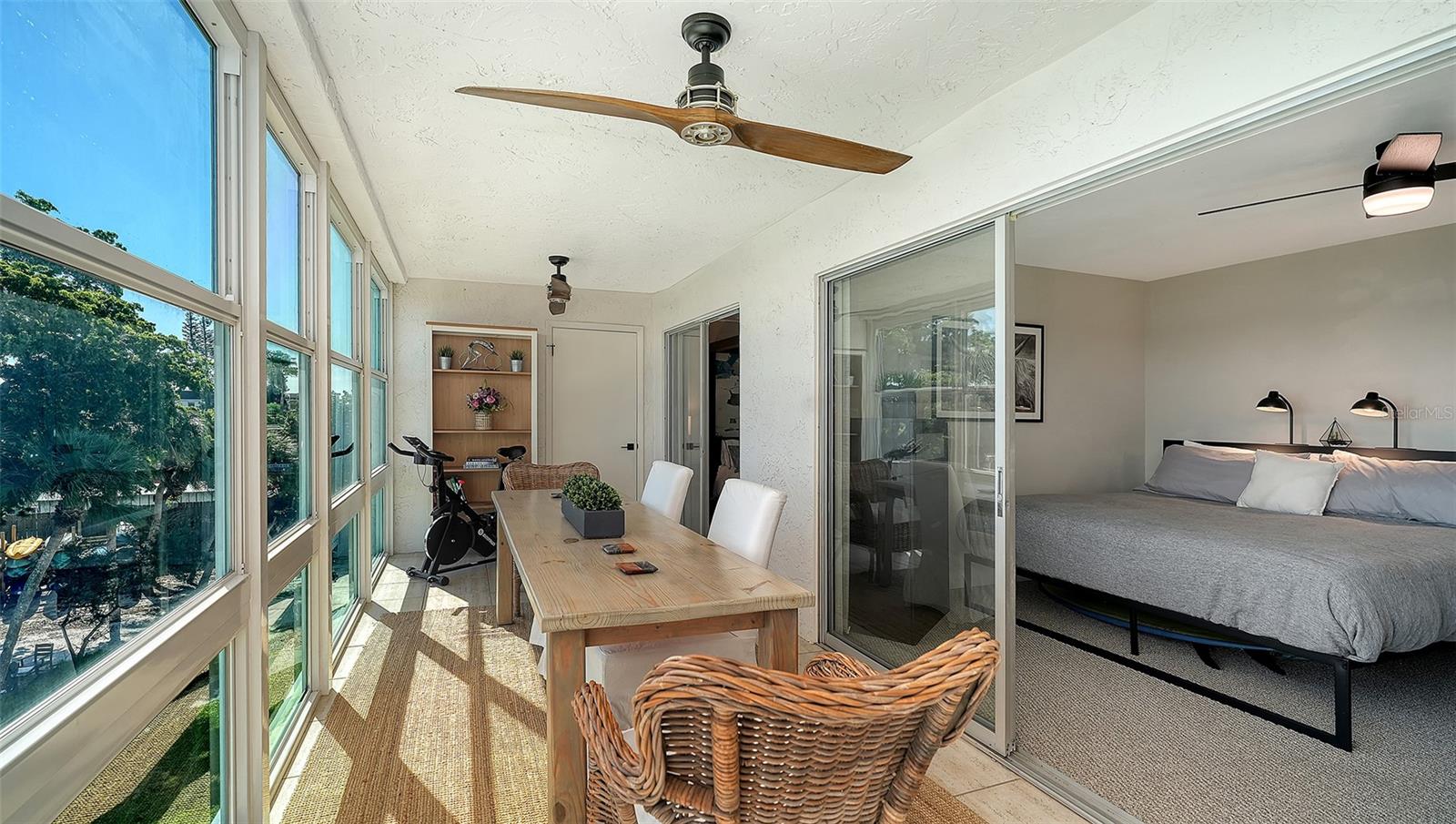 Image 30 of 76 For 4500 Gulf Of Mexico Dr  305