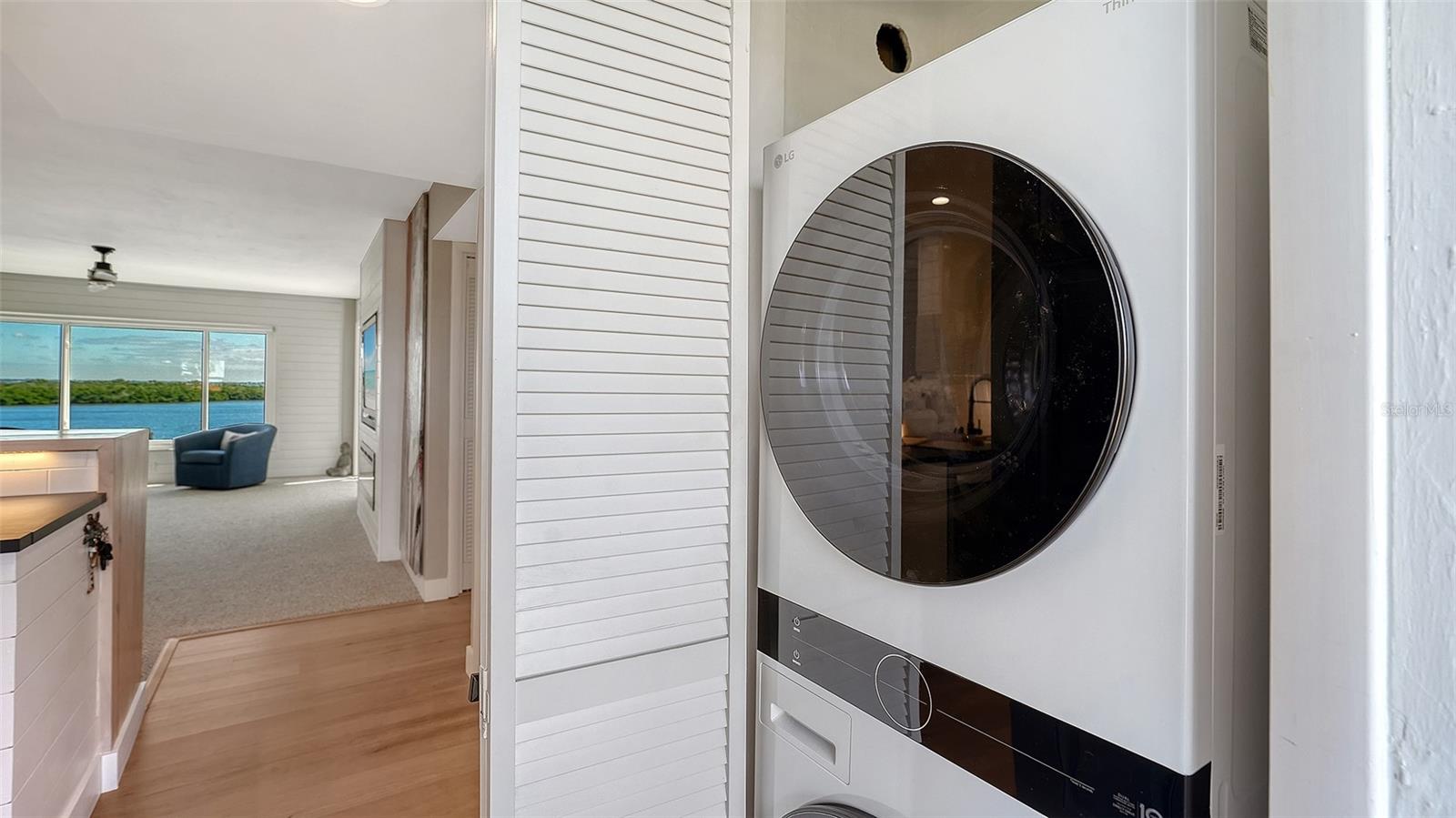 Image 32 of 76 For 4500 Gulf Of Mexico Dr  305