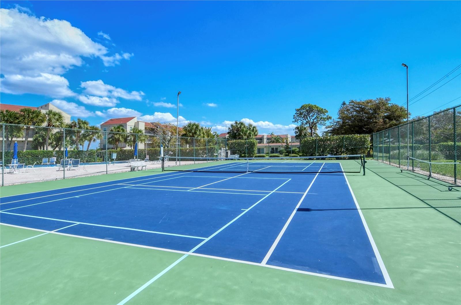 Image 39 of 76 For 4500 Gulf Of Mexico Dr  305