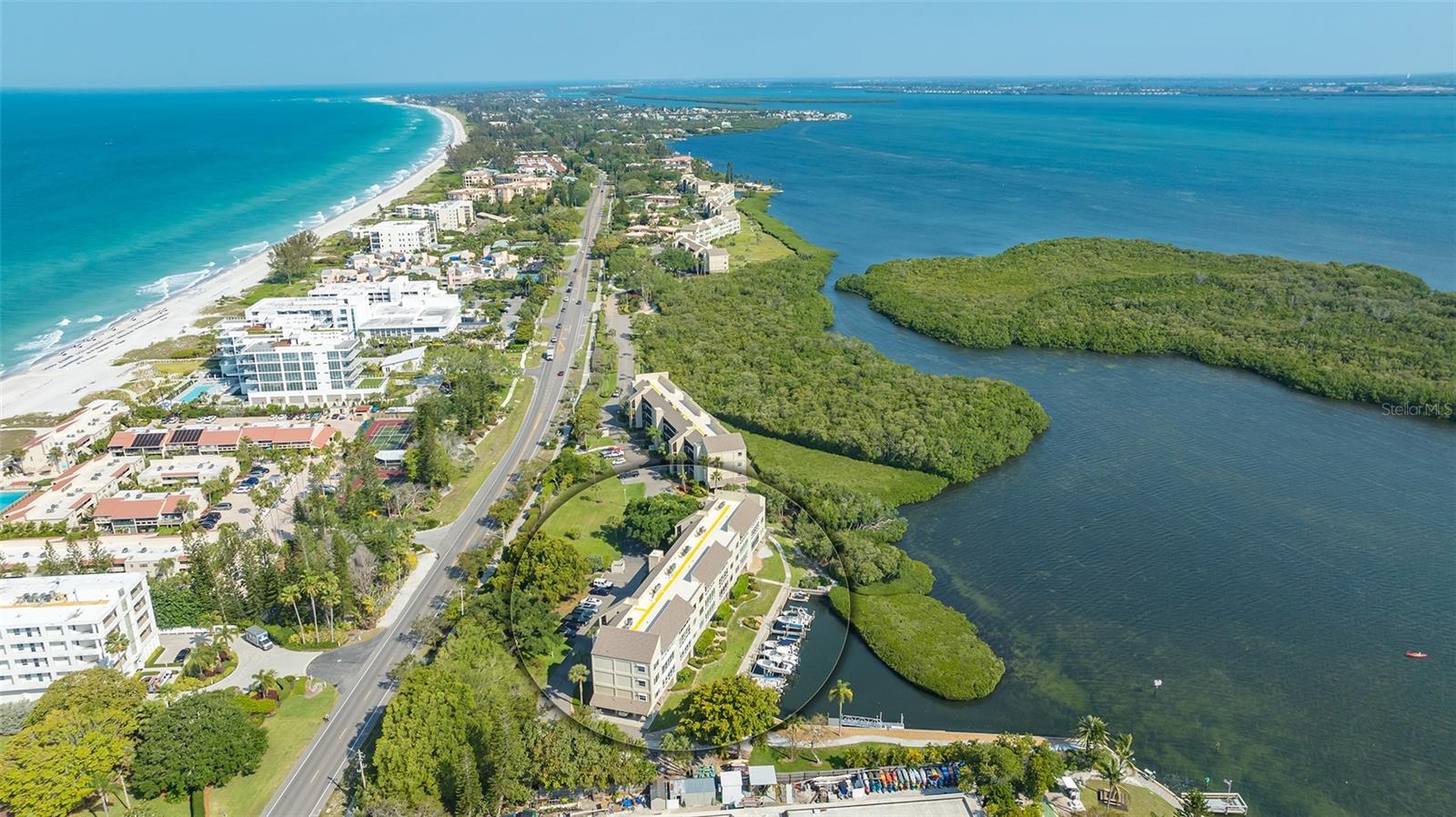 Image 43 of 76 For 4500 Gulf Of Mexico Dr  305