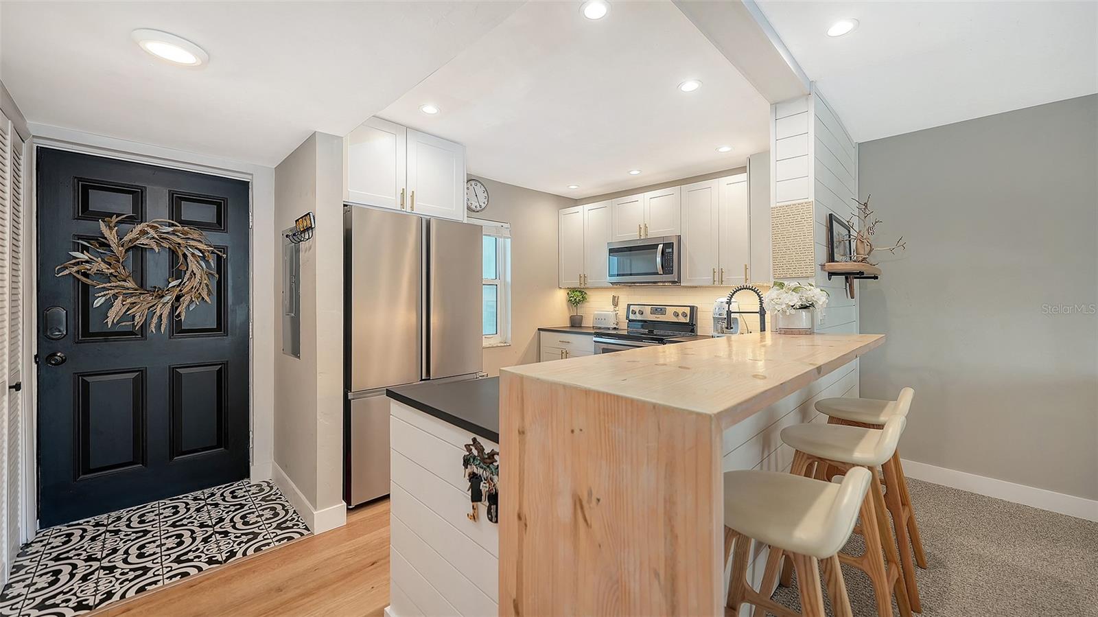 Image 8 of 76 For 4500 Gulf Of Mexico Dr  305