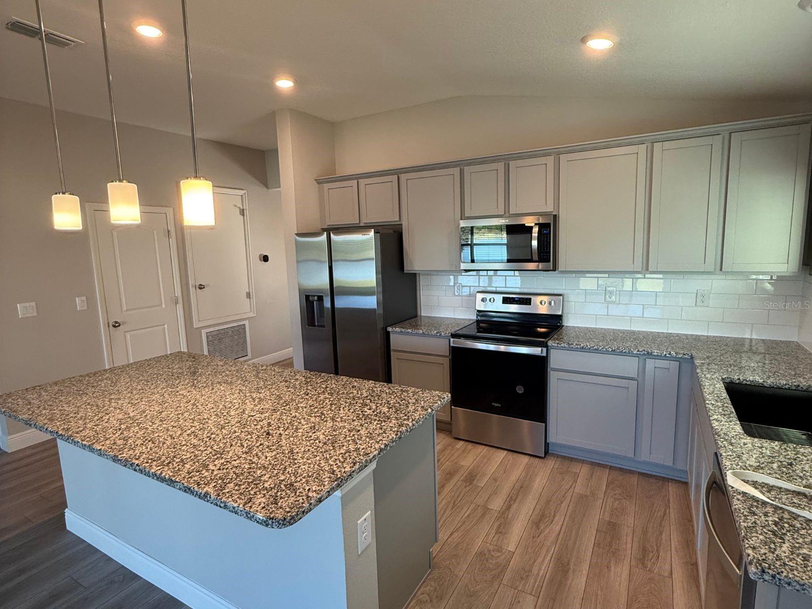 Image 17 of 34 For 7326 34th Court E