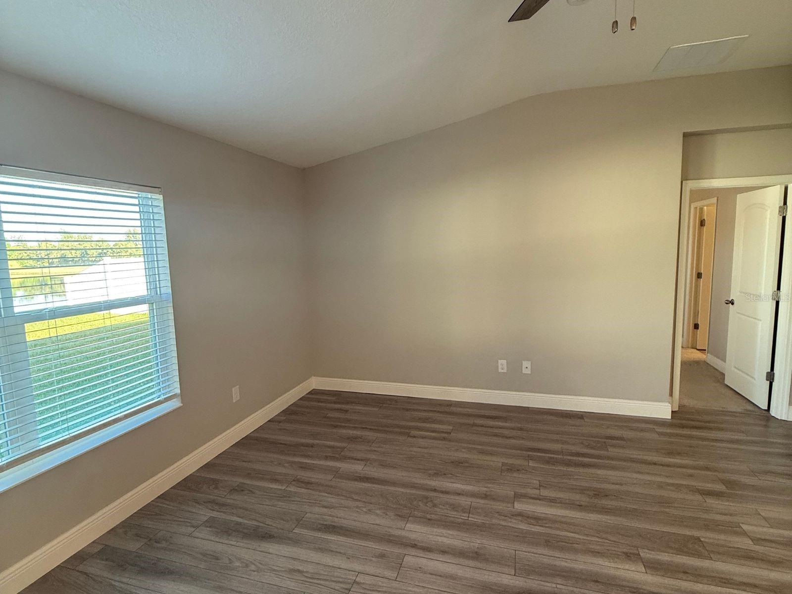 Image 28 of 34 For 7326 34th Court E