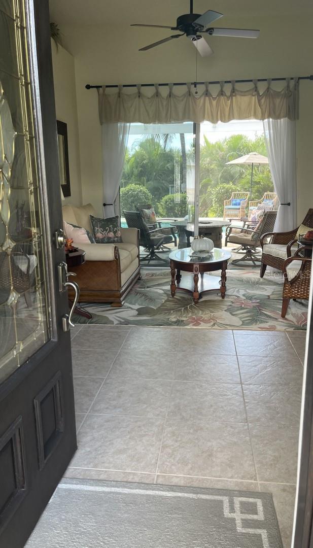 Image 4 of 38 For 265 White Marsh Lane