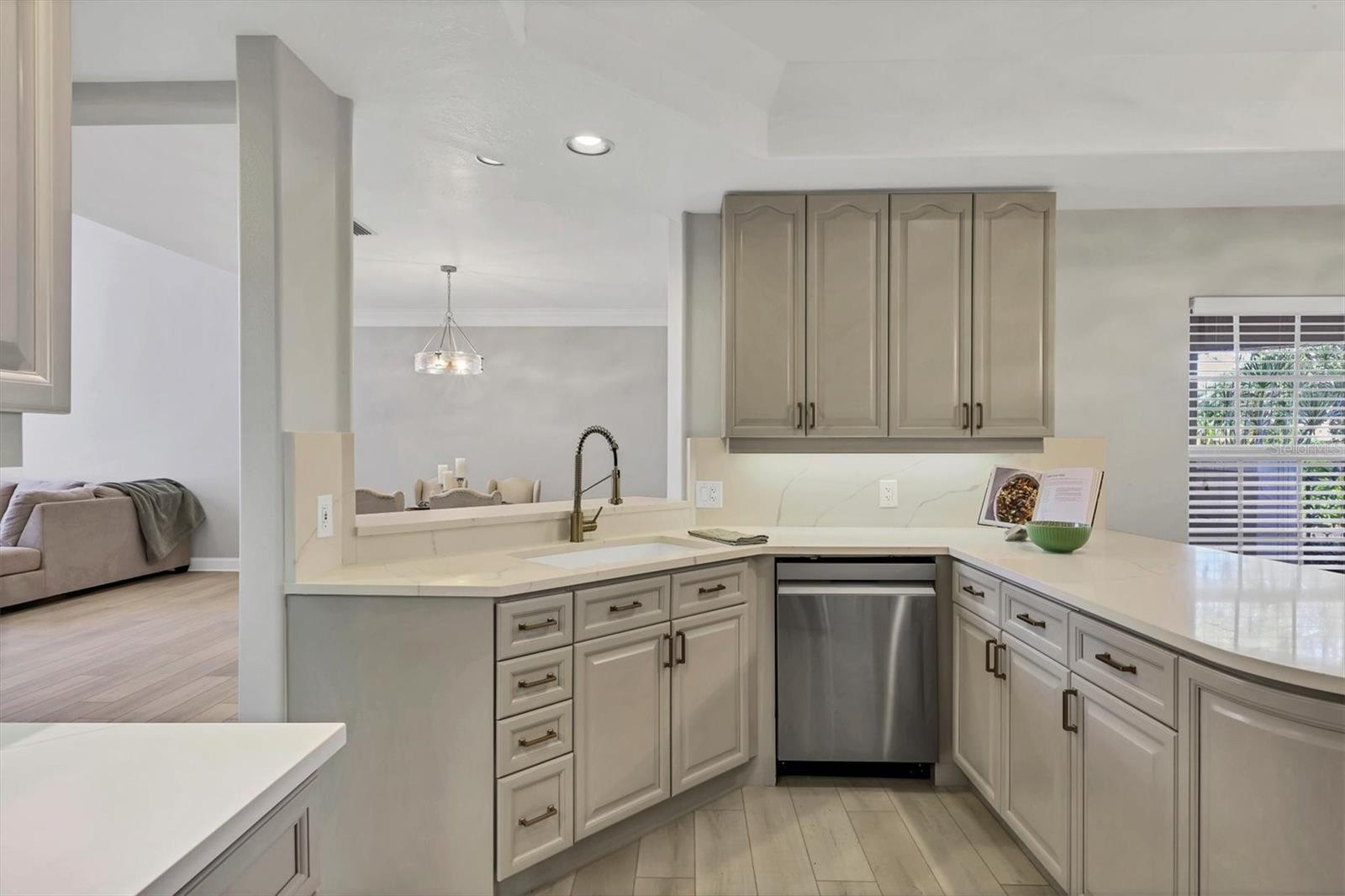 Image 19 of 69 For 1703 Starling Drive 1703