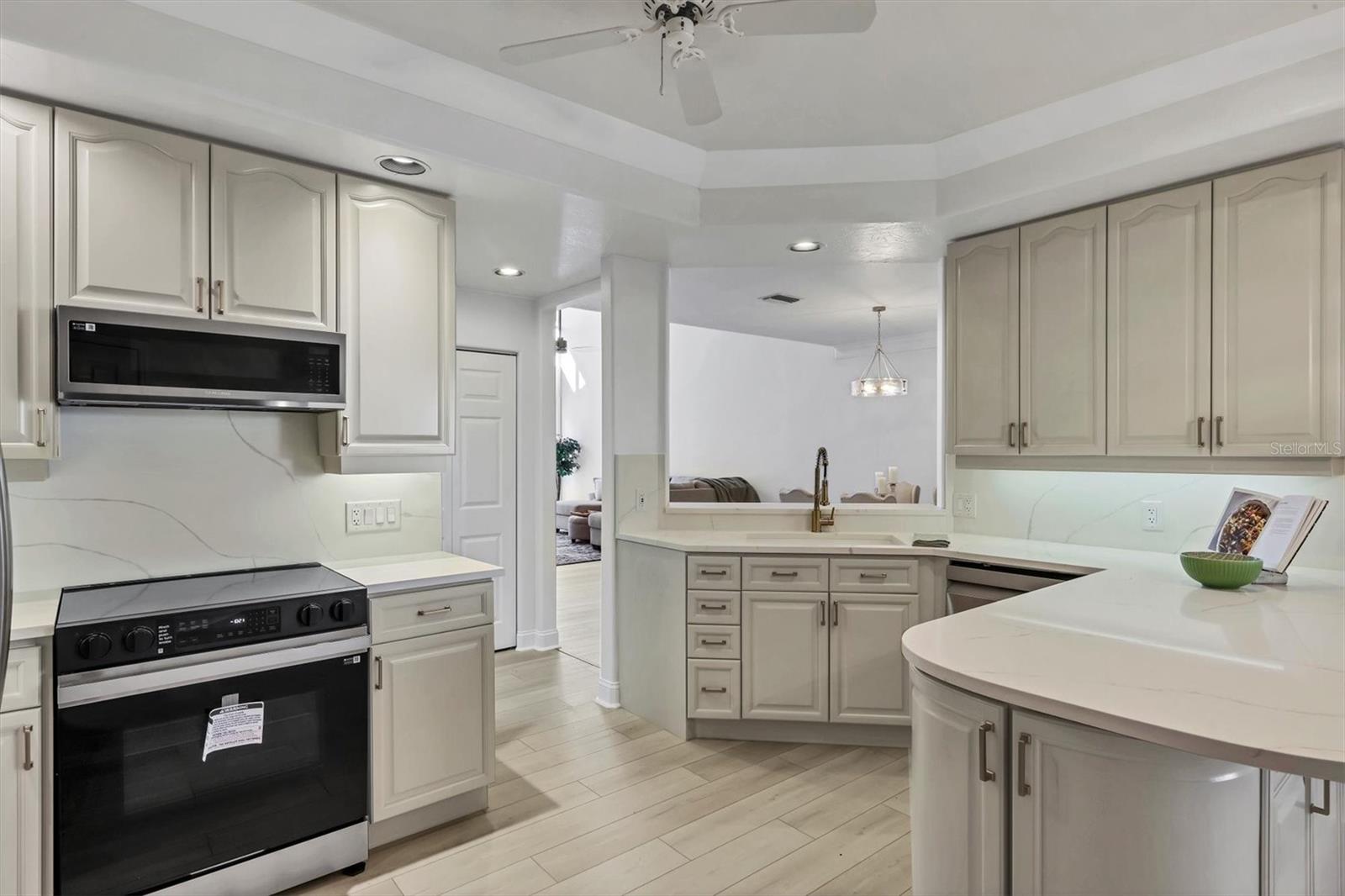 Image 21 of 69 For 1703 Starling Drive 1703