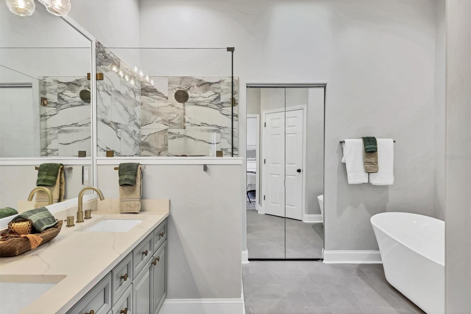 Image 27 of 69 For 1703 Starling Drive 1703