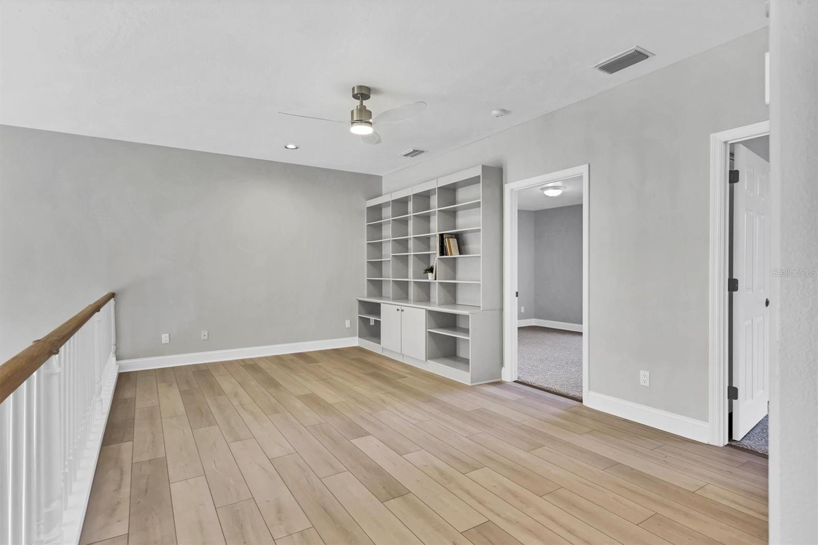 Image 31 of 69 For 1703 Starling Drive 1703