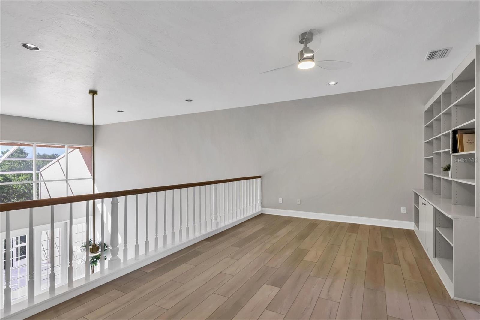 Image 32 of 69 For 1703 Starling Drive 1703