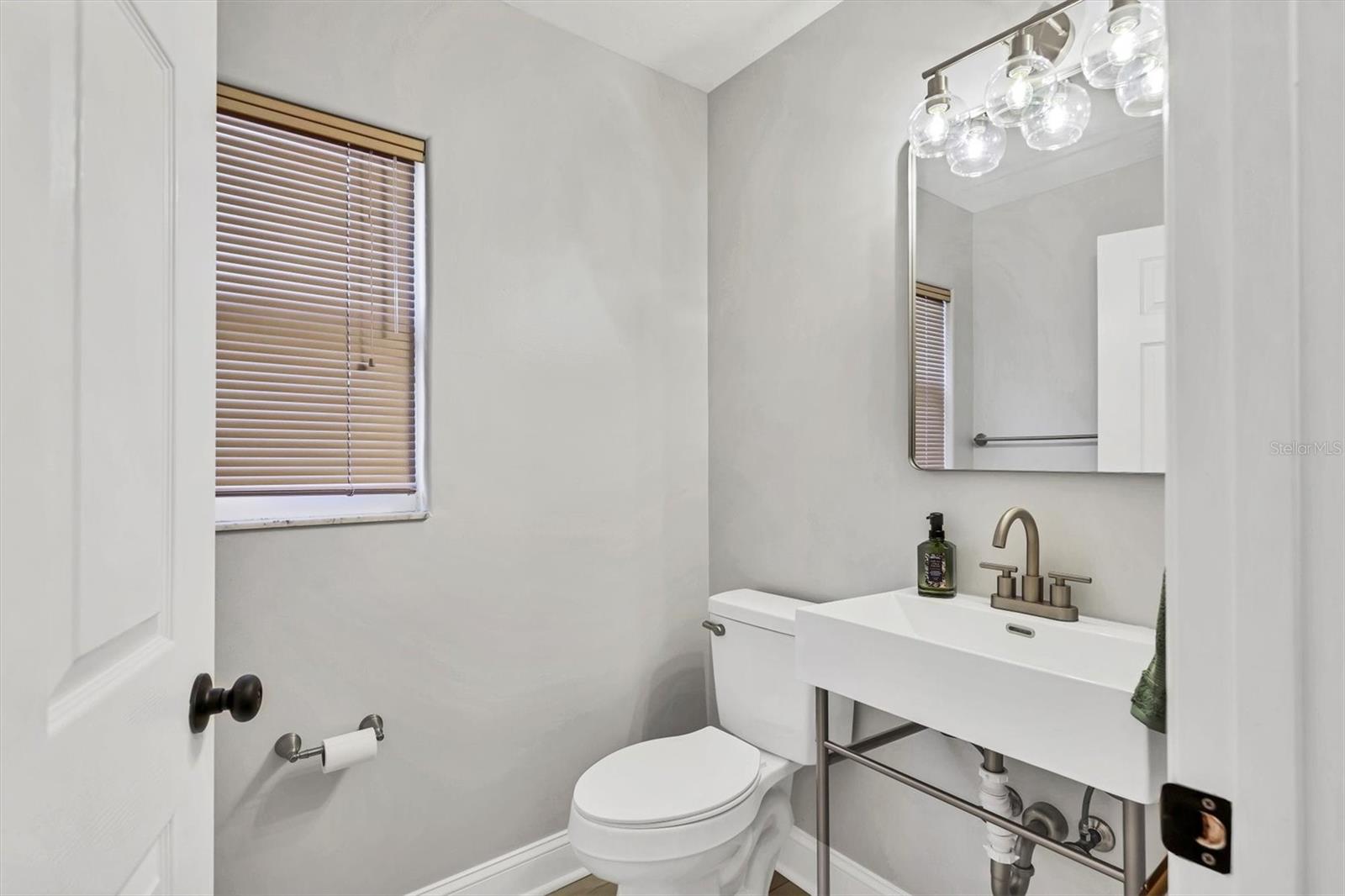 Image 40 of 69 For 1703 Starling Drive 1703