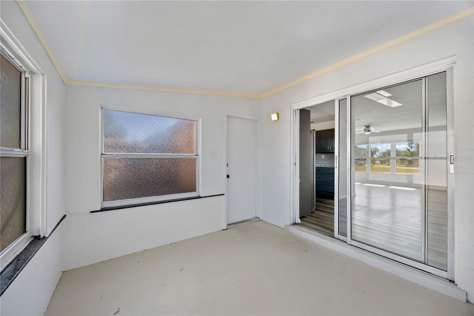 Image 25 of 30 For 6319 Lafayette Road