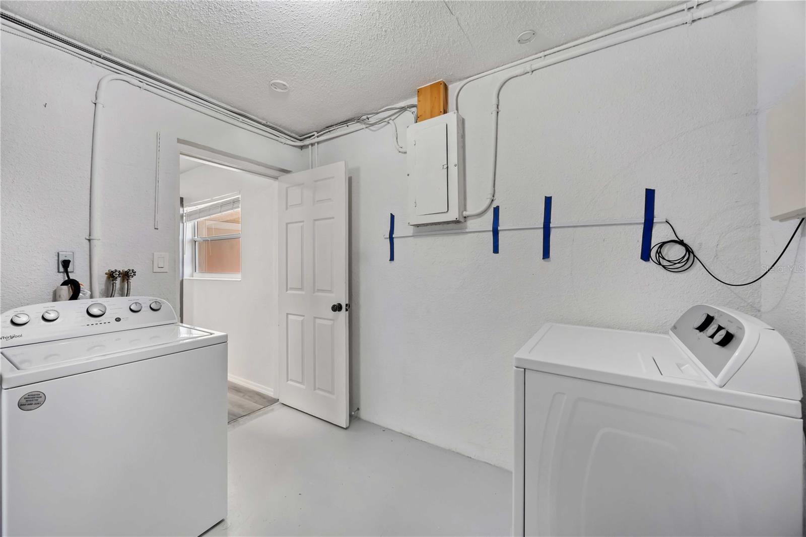 Image 27 of 30 For 6319 Lafayette Road