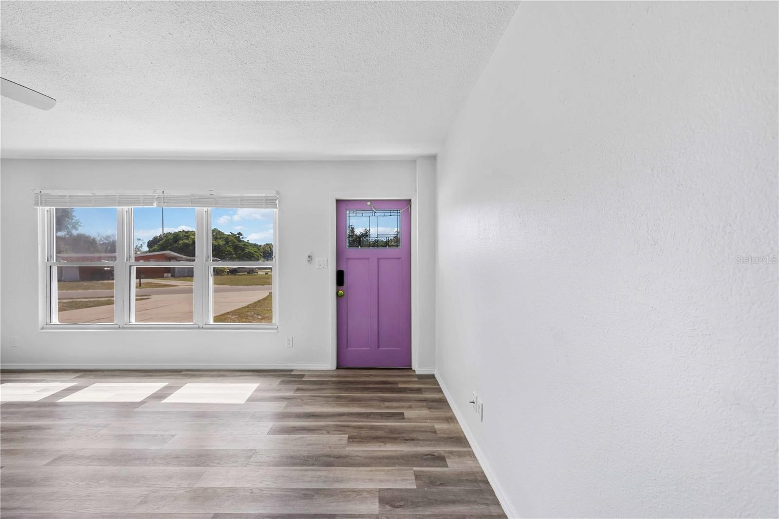 Image 4 of 30 For 6319 Lafayette Road