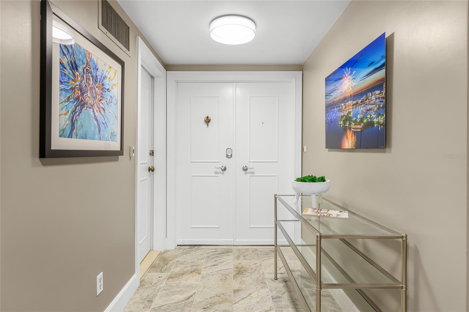 Image 28 of 37 For 603 Longboat Club Road 1103n