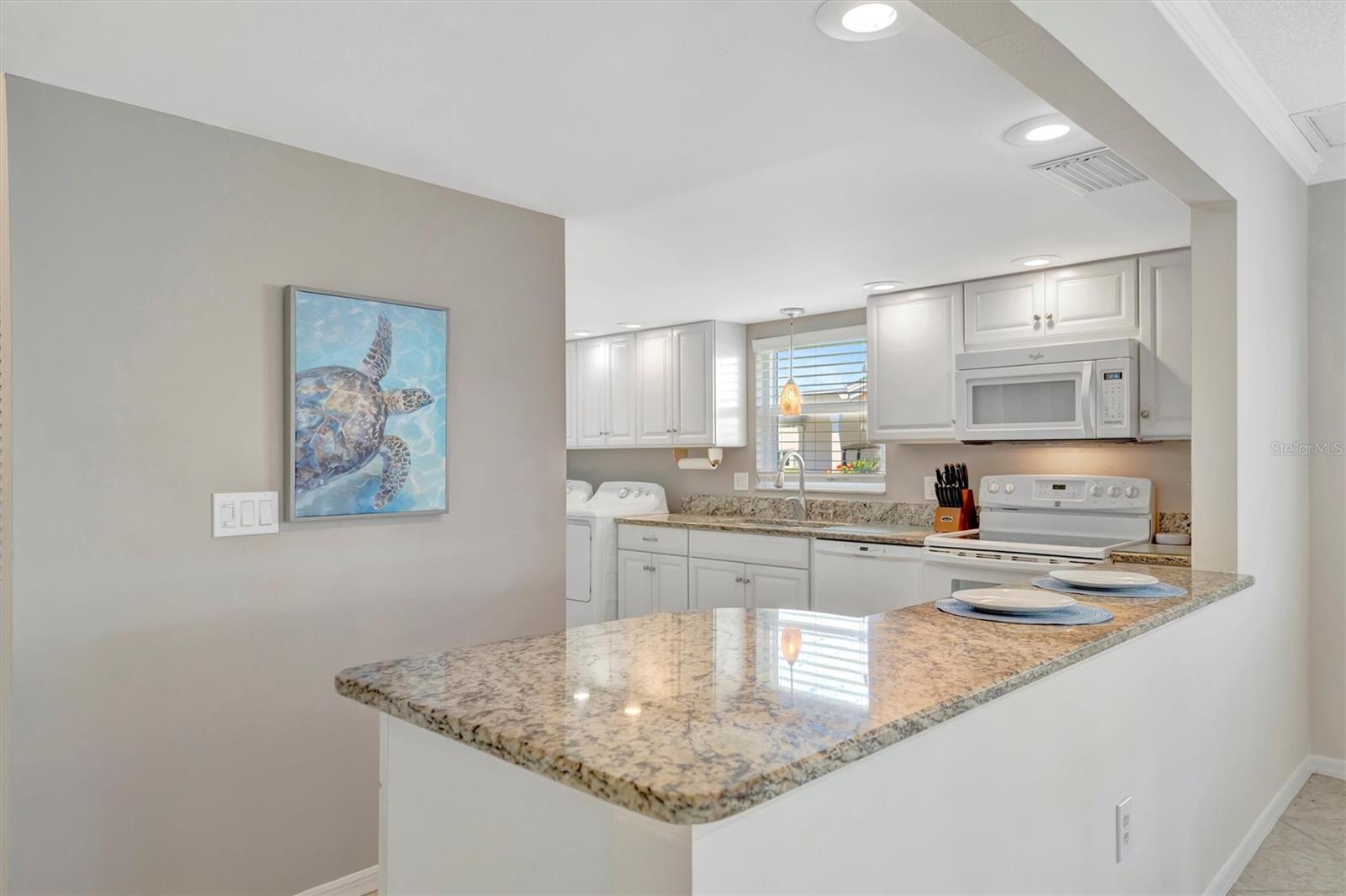 Image 20 of 61 For 4821 Mount Vernon Drive 4821