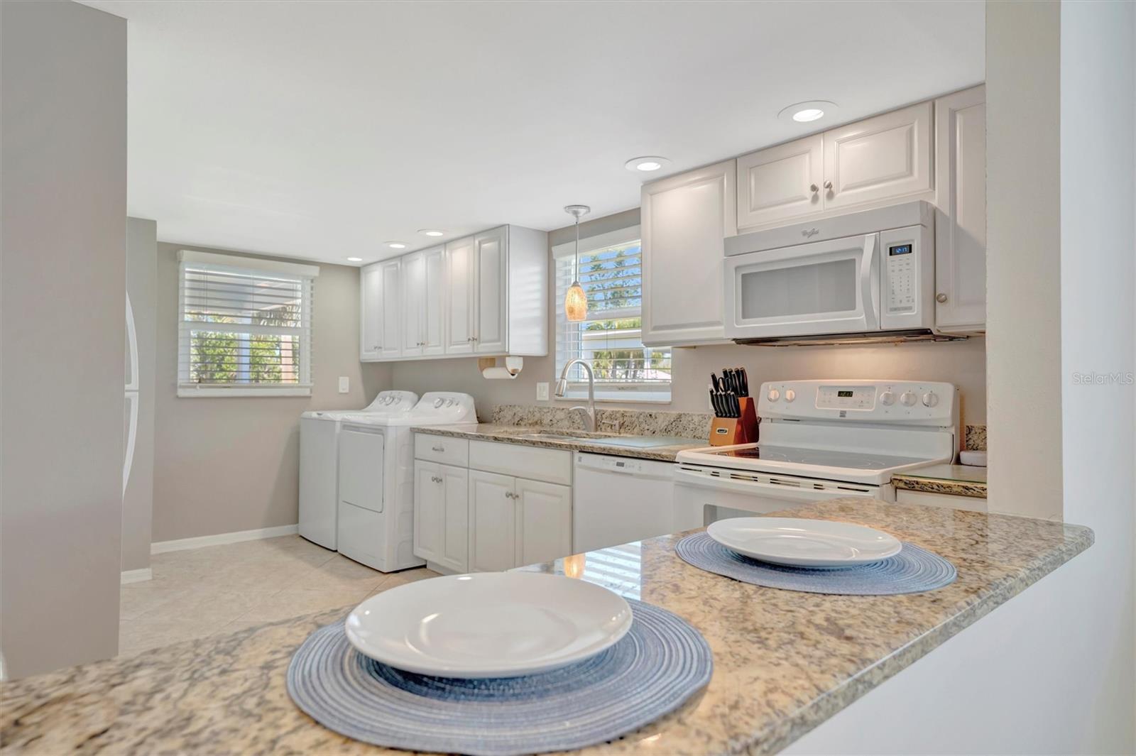 Image 23 of 61 For 4821 Mount Vernon Drive 4821