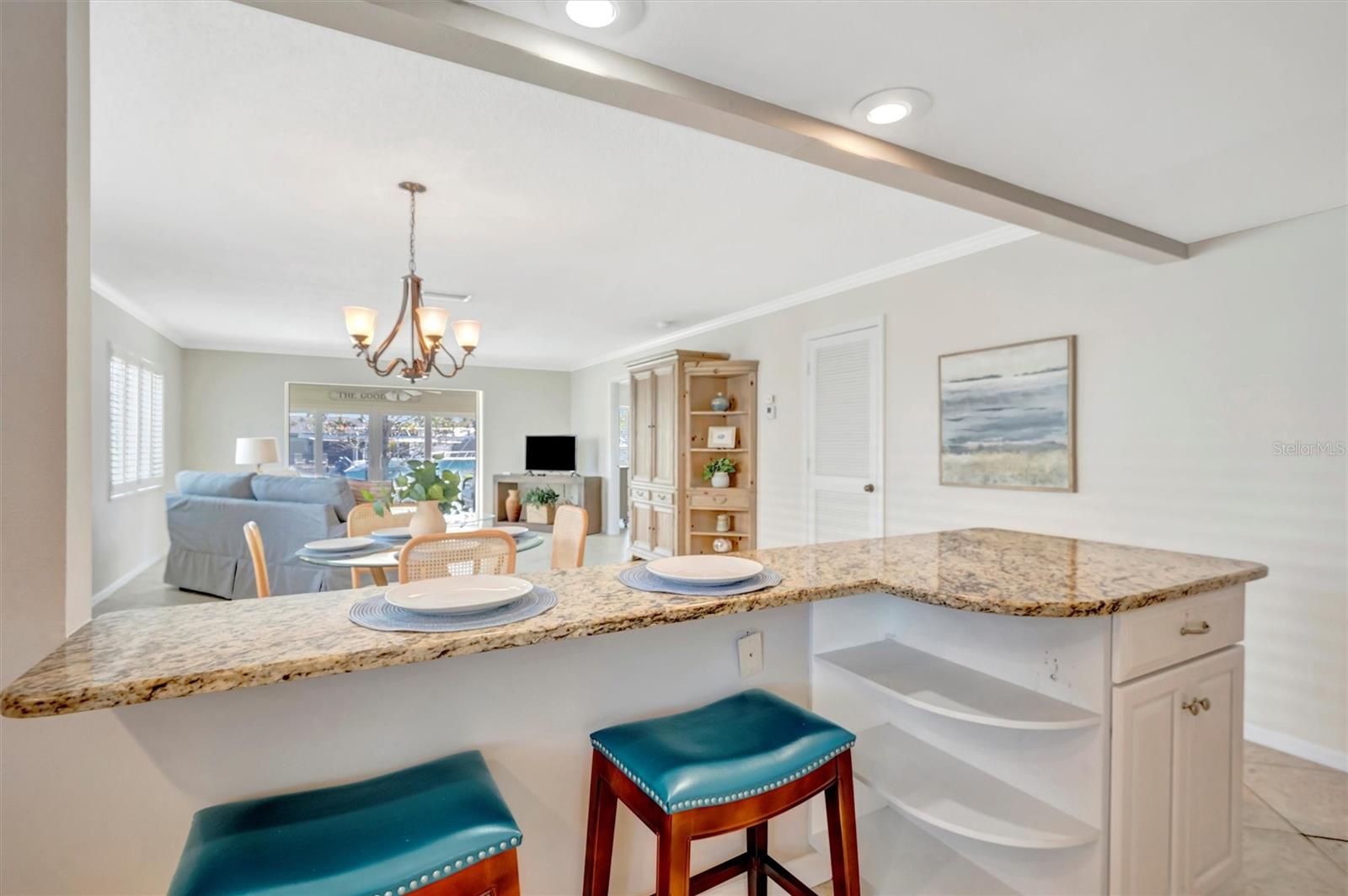 Image 25 of 61 For 4821 Mount Vernon Drive 4821