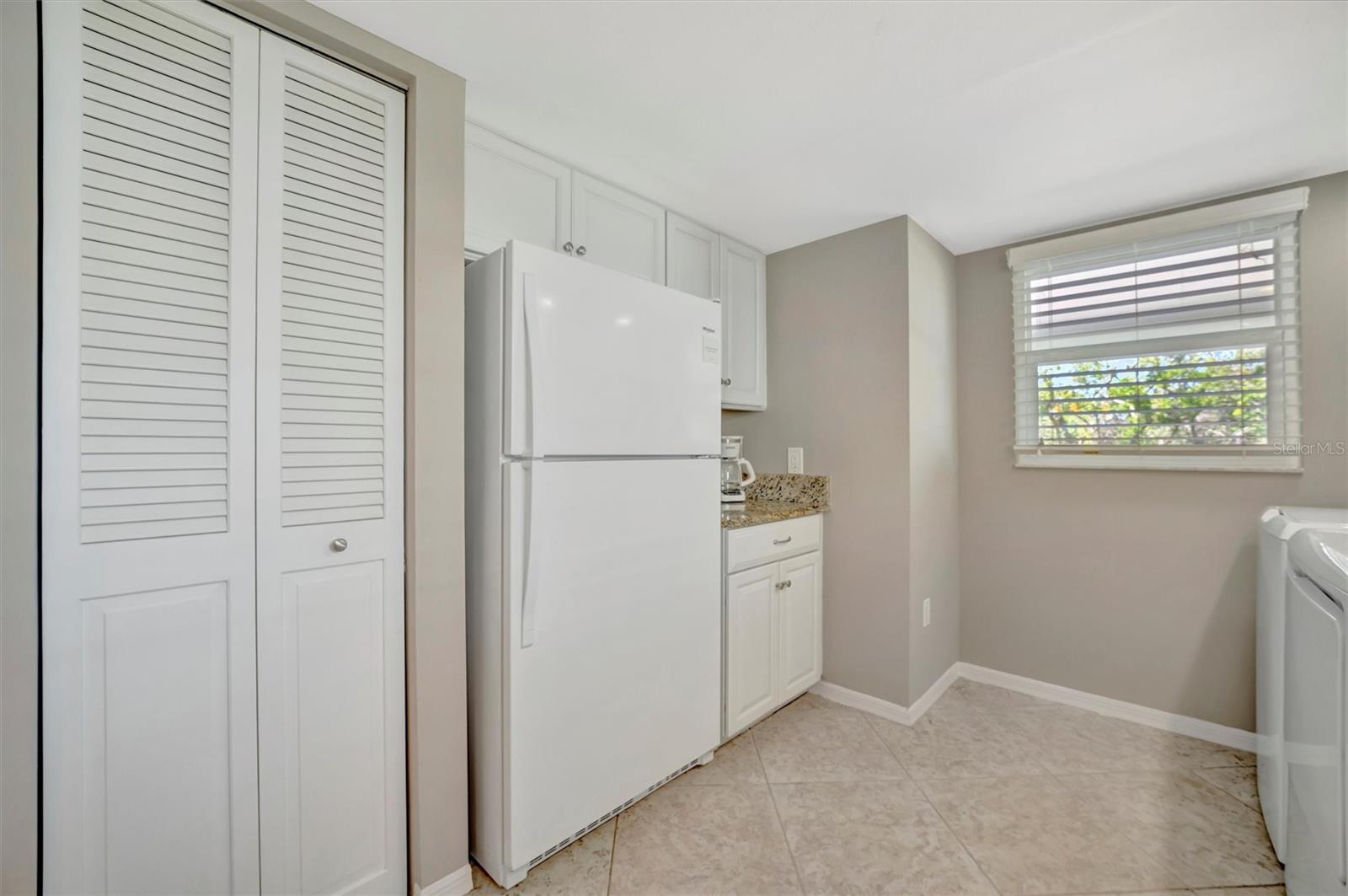 Image 28 of 61 For 4821 Mount Vernon Drive 4821