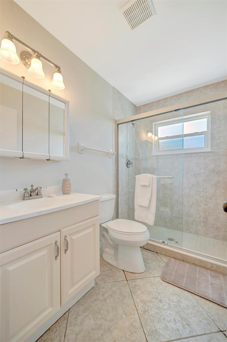 Image 33 of 61 For 4821 Mount Vernon Drive 4821