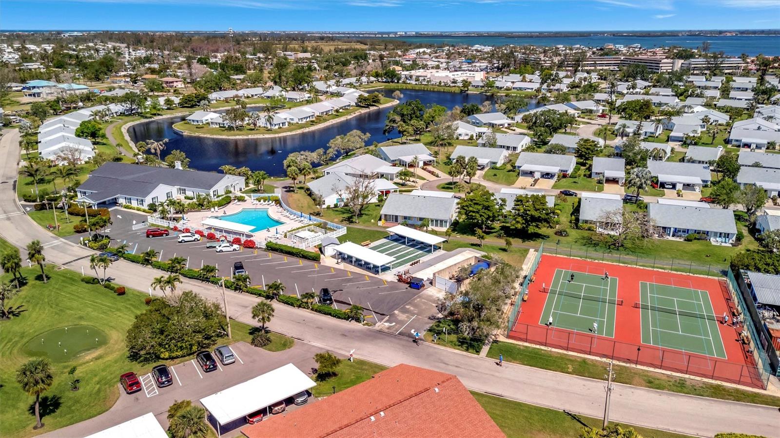 Image 46 of 61 For 4821 Mount Vernon Drive 4821