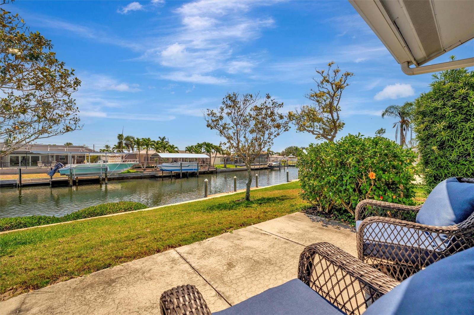 Image 5 of 61 For 4821 Mount Vernon Drive 4821