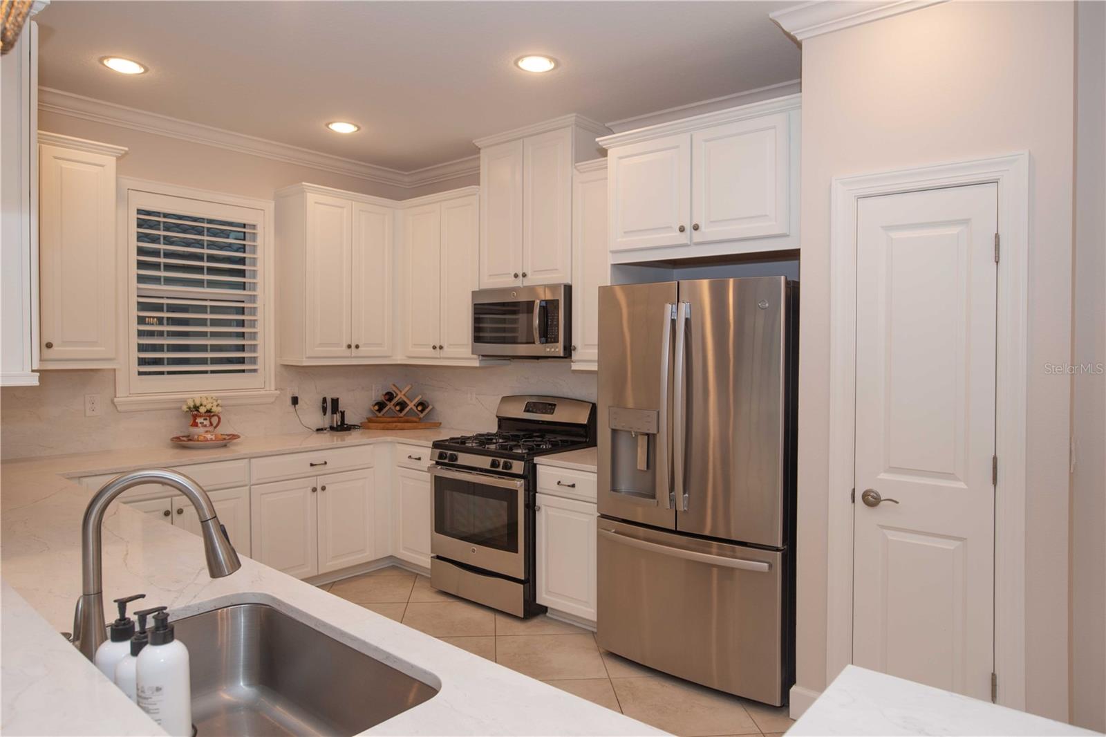 Image 9 of 58 For 5819 Cavano Drive