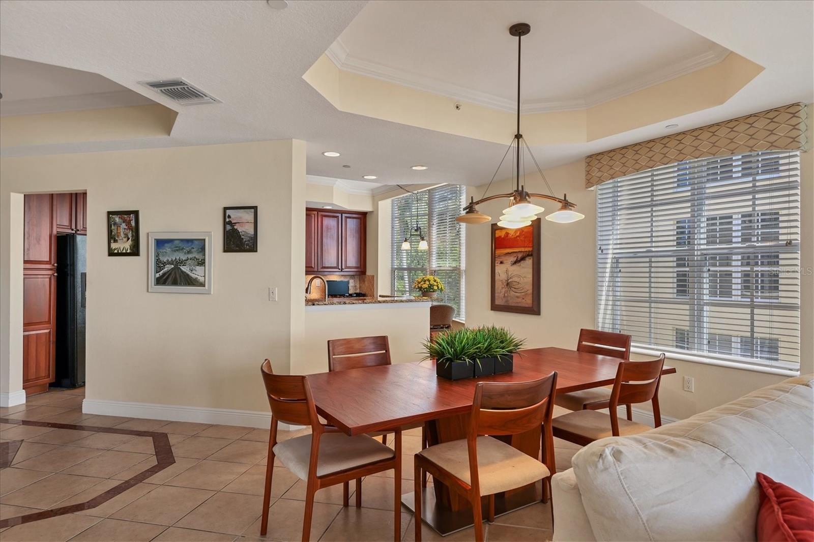 Image 18 of 62 For 6360 Watercrest Way 301