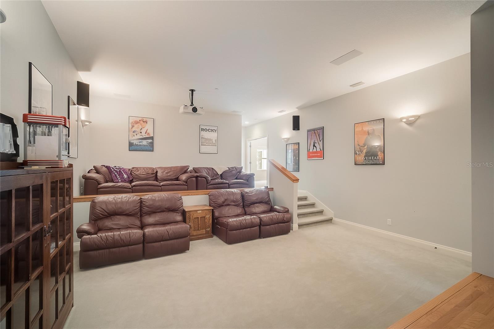 Image 45 of 69 For 854 Macewen Drive