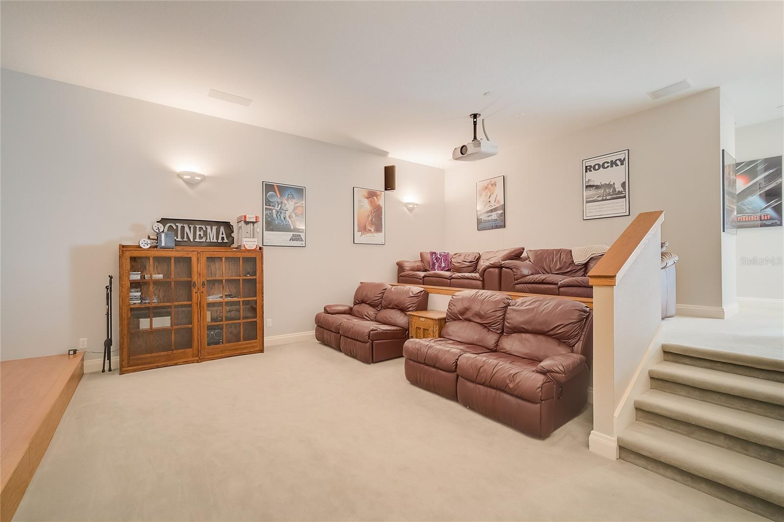 Image 46 of 69 For 854 Macewen Drive