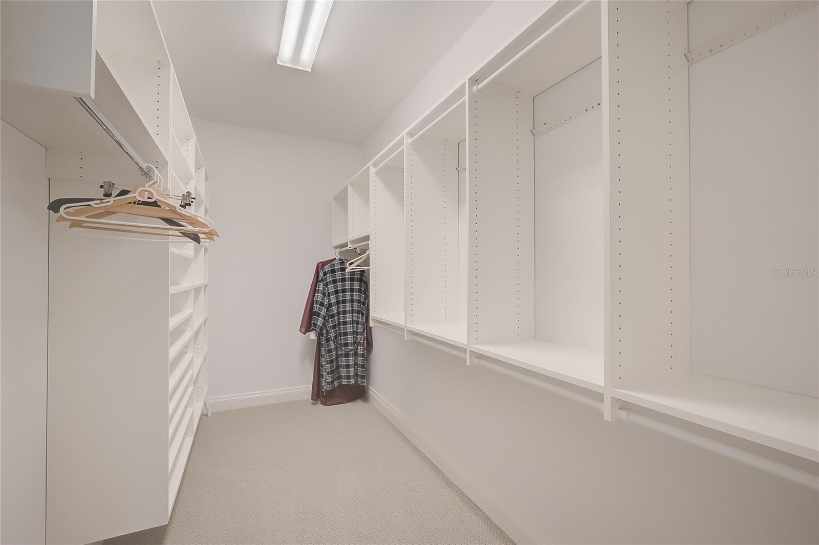 Image 51 of 69 For 854 Macewen Drive