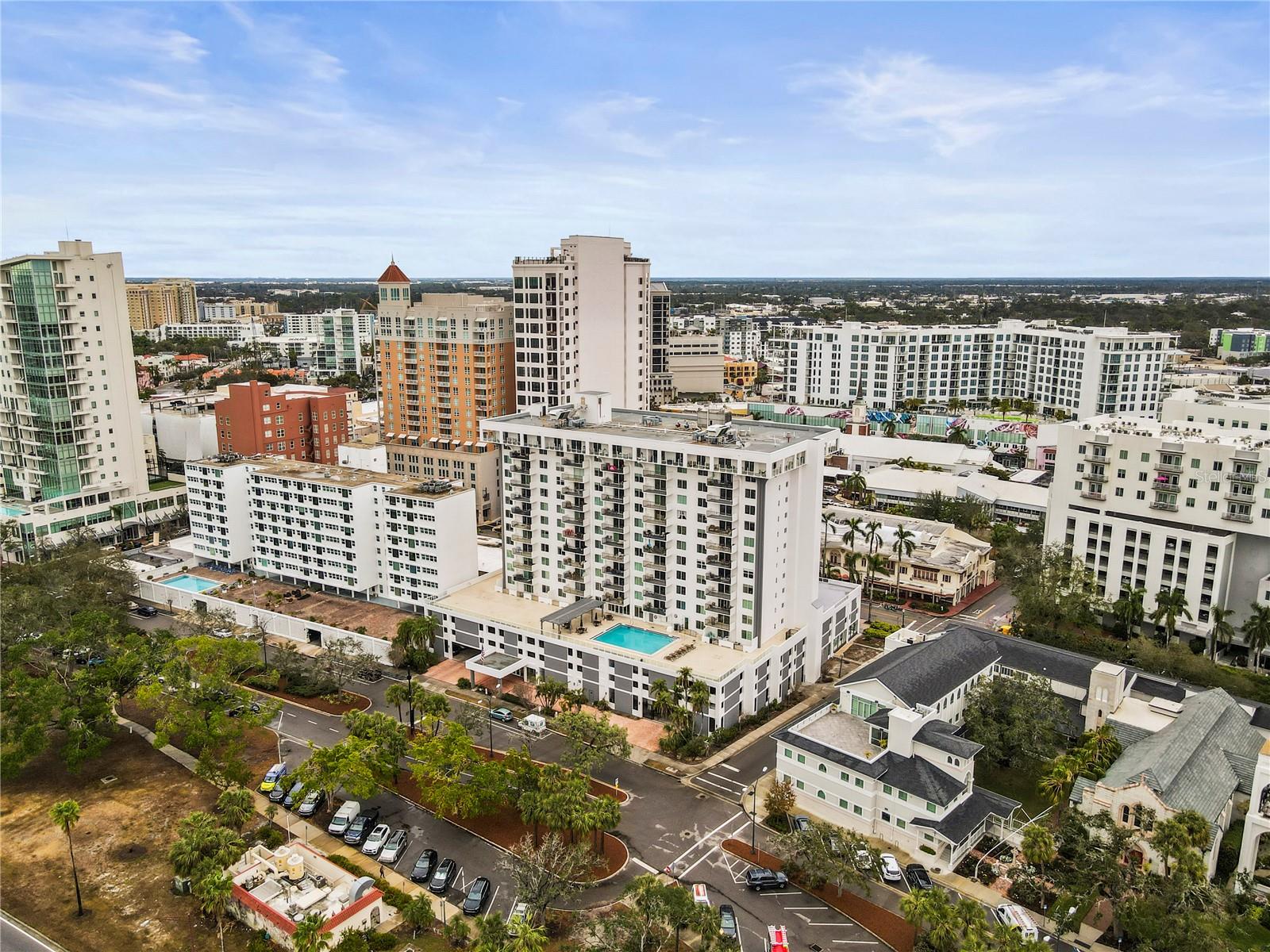 Image 12 of 76 For 101 Gulfstream Avenue 12c