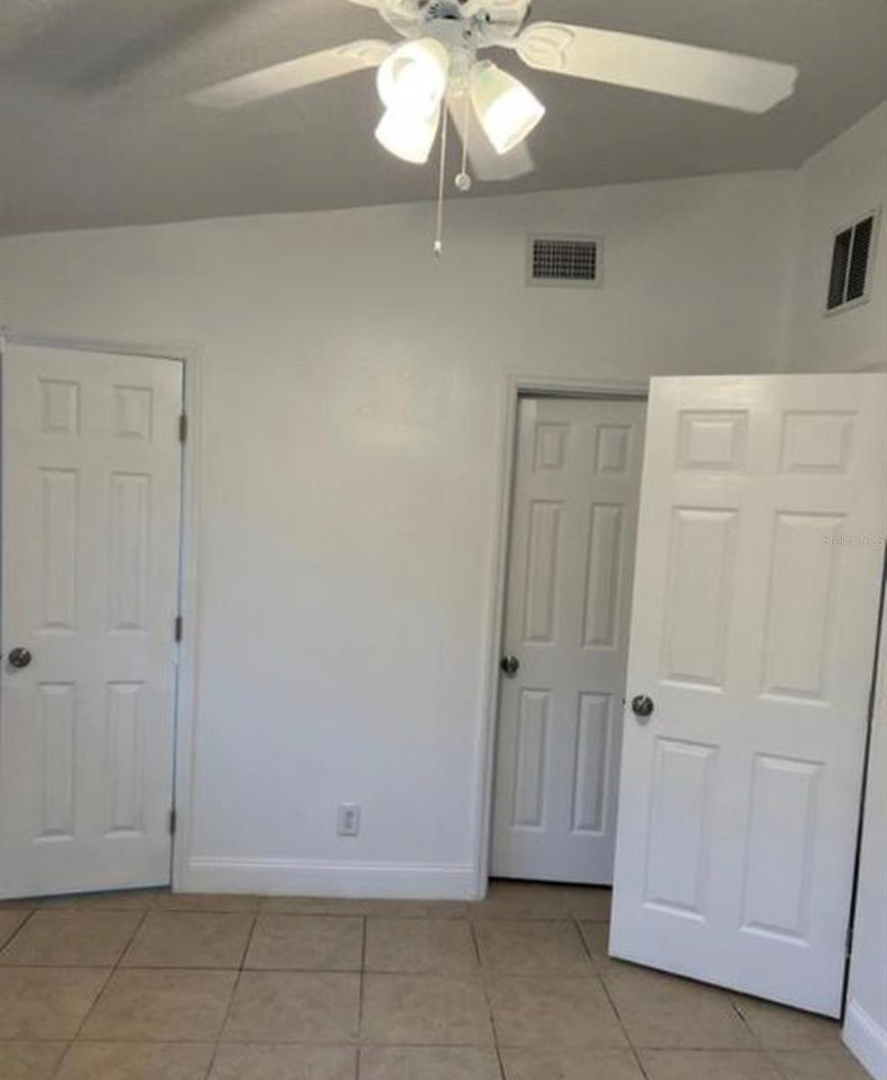 Image 5 of 7 For 313 Ronnie Circle